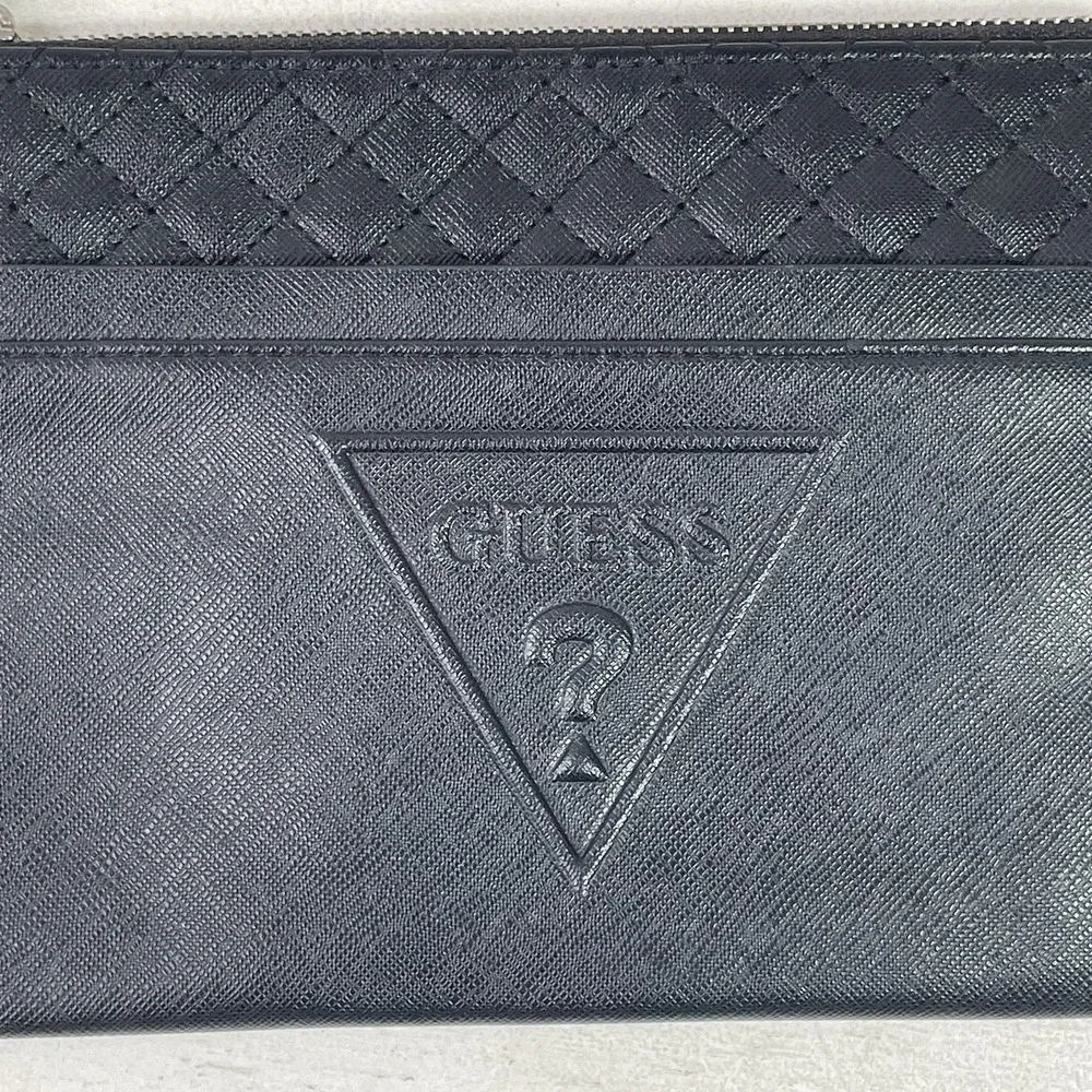 Guess Zipper Pouch Y2K Clutch Cosmetic Bag Black